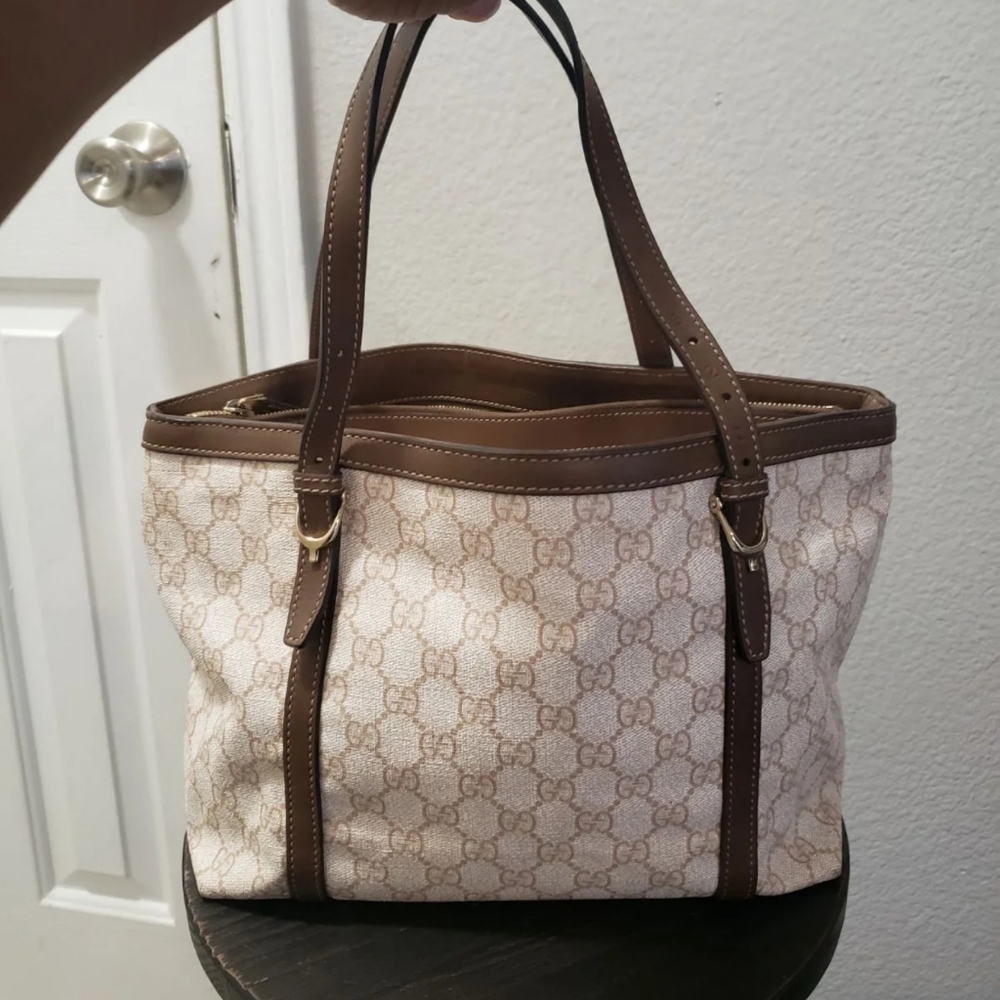 Gucci supreme monogram nice small tote